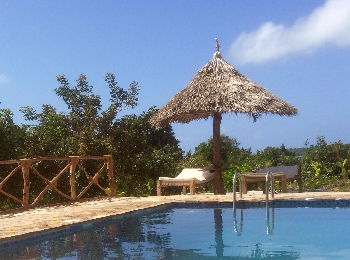 Emerald Bay Resort Kizungu Екстериор снимка